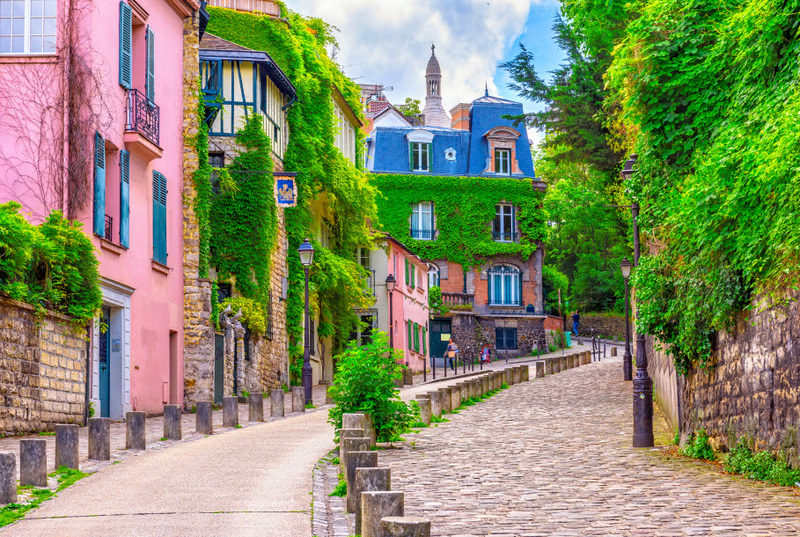 Top Instagram Spots for Girls in Paris | WeShare Guide