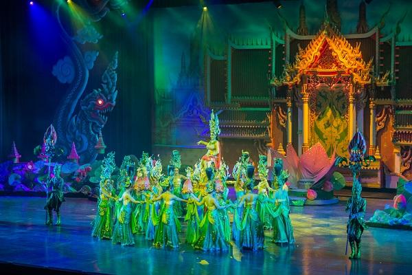 Đã mắt” với show chuyển giới độc đáo ở Pattaya – Thái Lan - BestPrice -  BestPrice