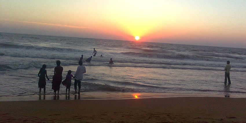  Payyambalam Beach: Family-Friendly Fun in Kannur