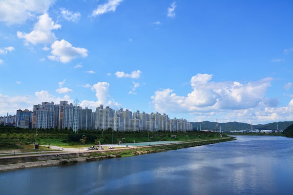 Why Downtown Housing is the Ultimate Urban Lifestyle Choice