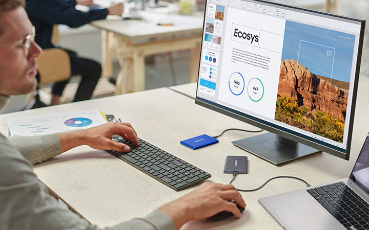 Samsung T7 2TB Portable SSD