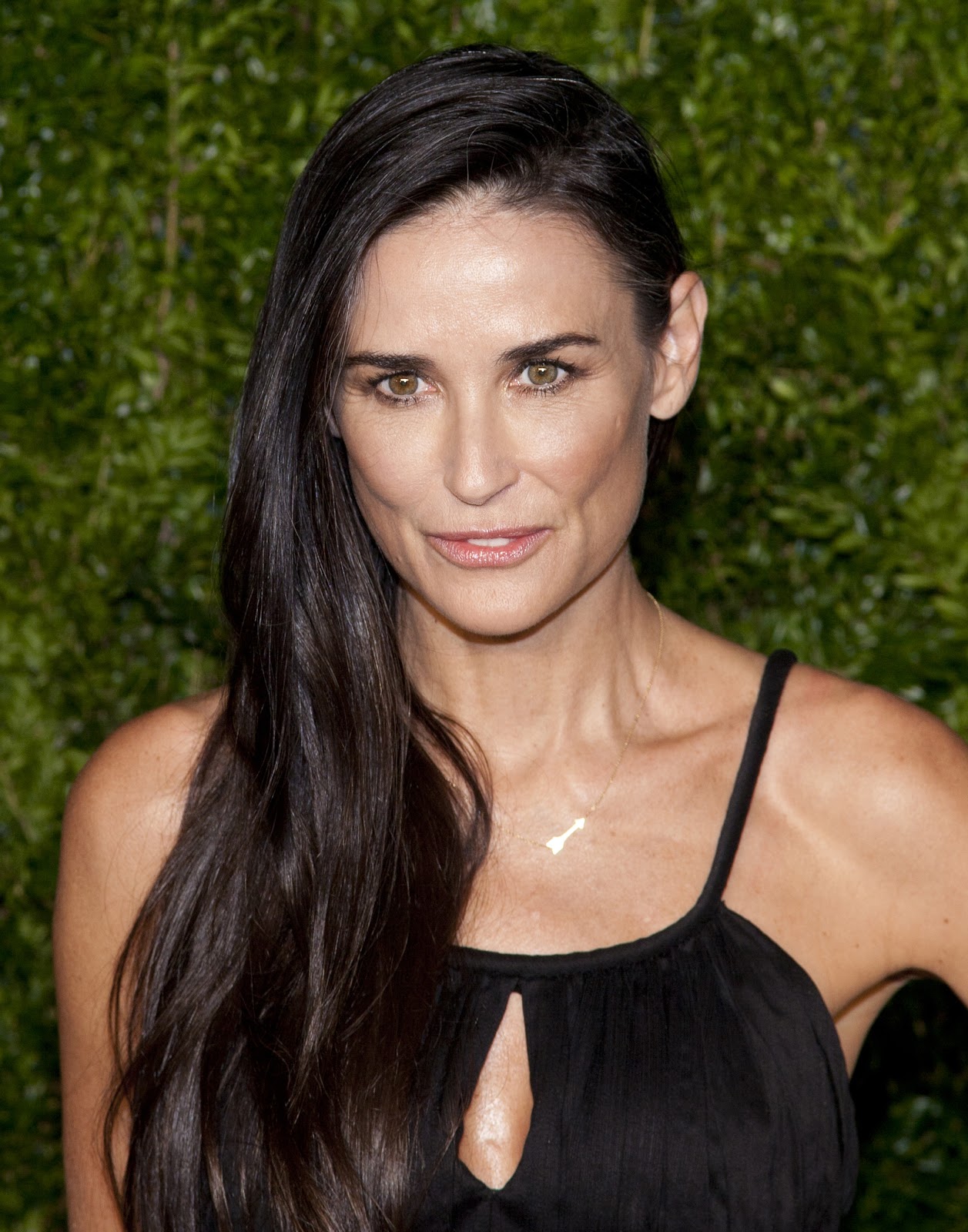 Demi Moore at The Twelfth Annual CFDA/Vogue Fashion Fund Awards in New York City on November 2, 2015 | Source: Getty Images