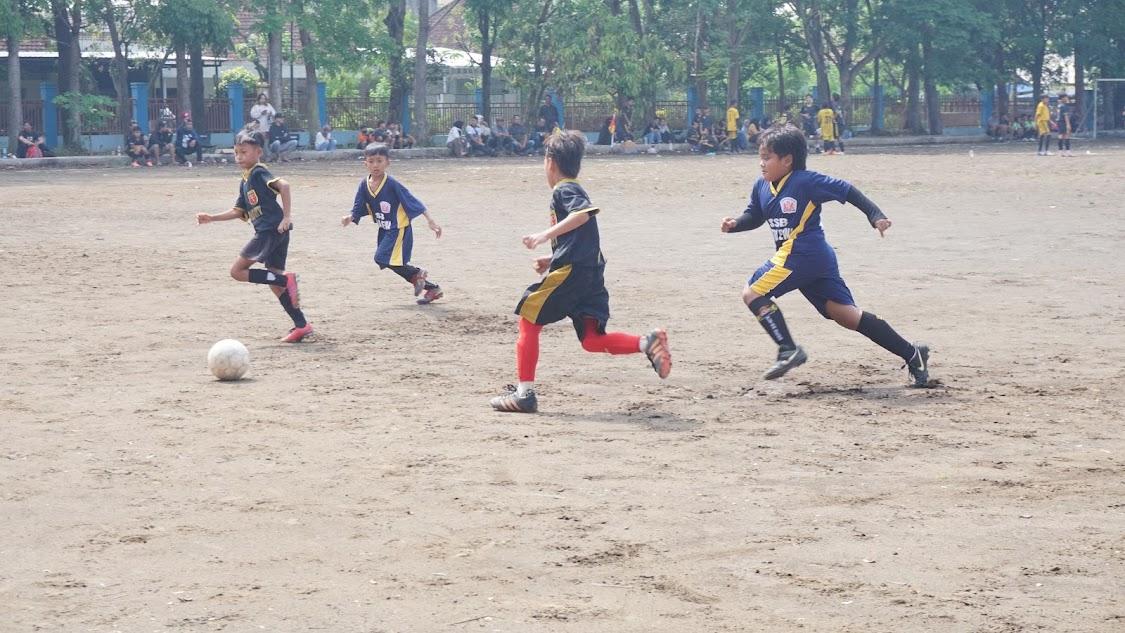 Akademi Bola di Malang