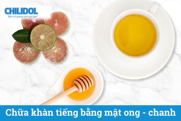 Chữa khàn tiếng bằng mật ong-chanh