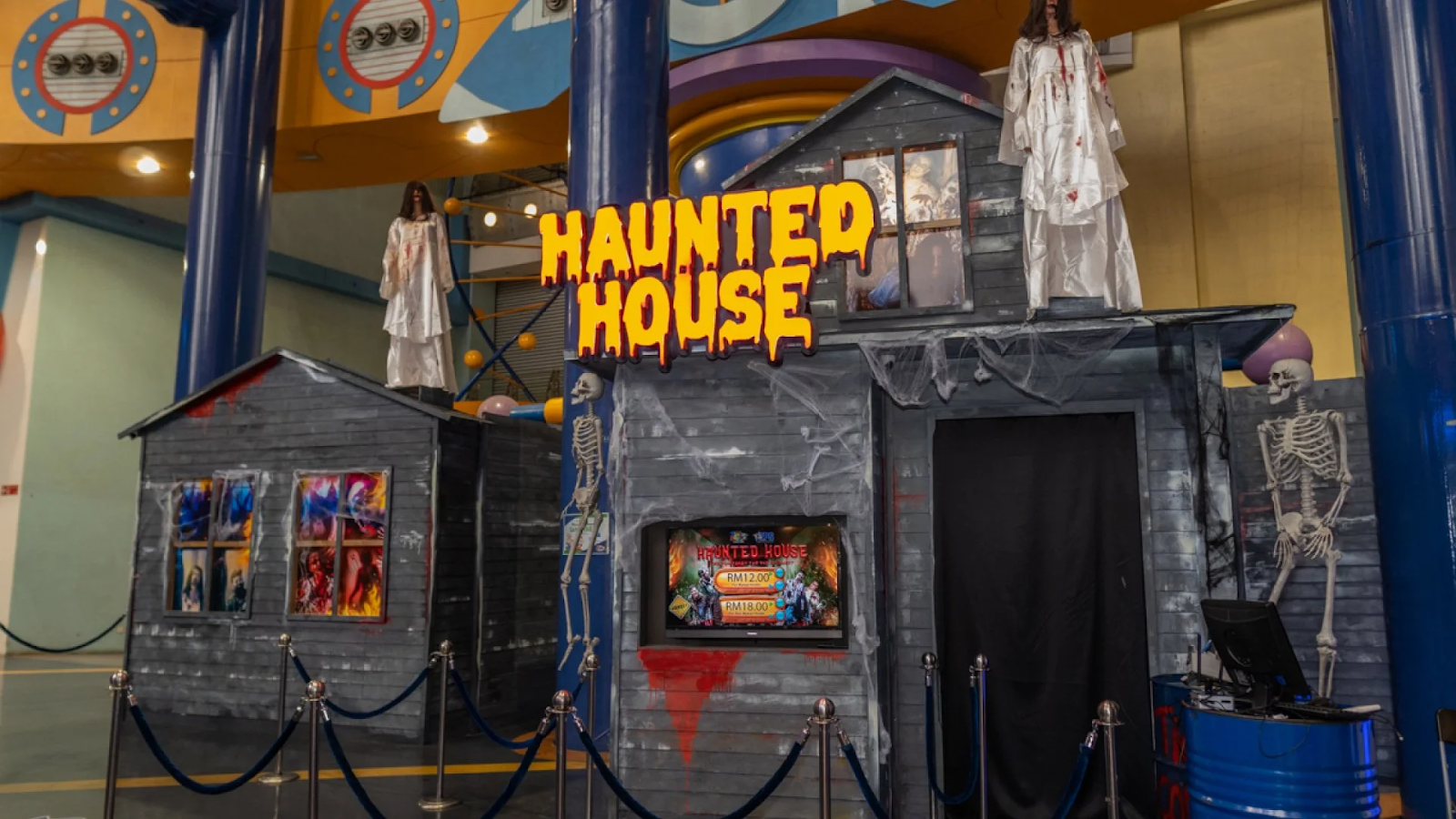 Times Square Theme Park: Tarikan Utama & Cara Beli Tiket Masuk Dengan Diskaun Istimewa!