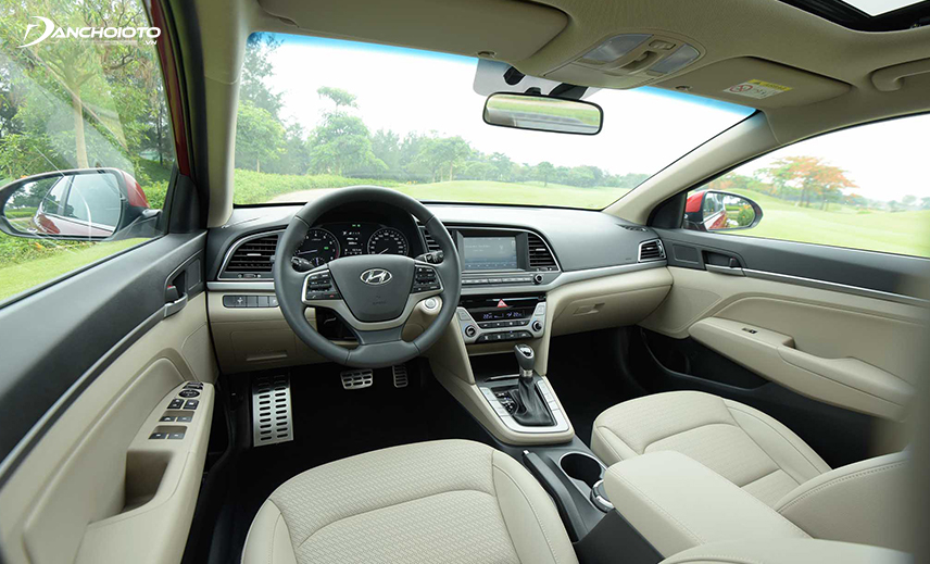 Nội thất Elantra 2018
