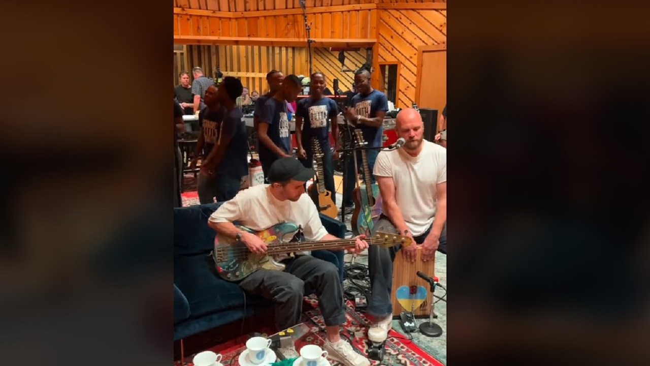 Watch: Mzansi Youth Choir rehearses with Coldplay, leaves band stunned