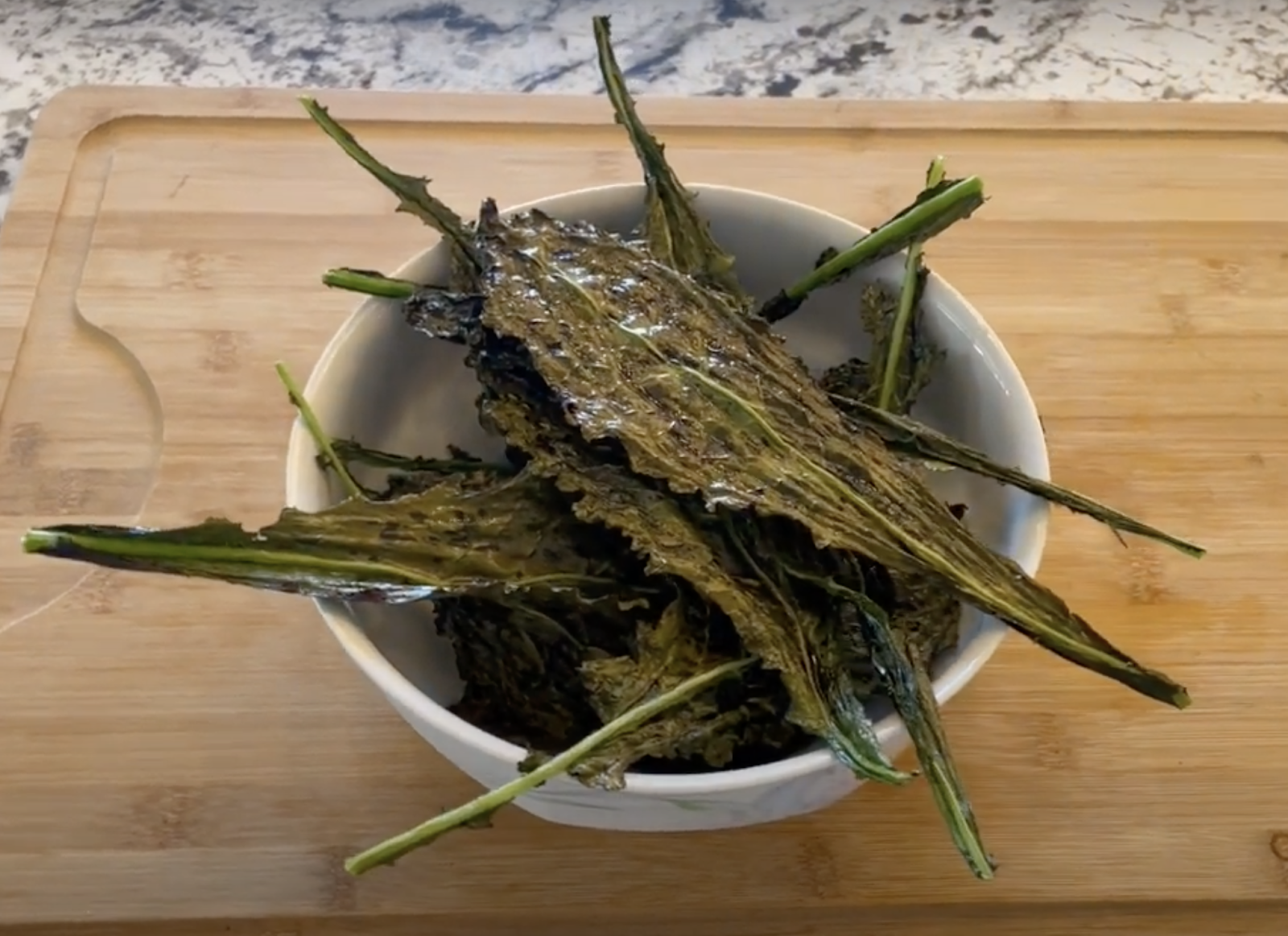 snacking cheat code: how to make kale chips