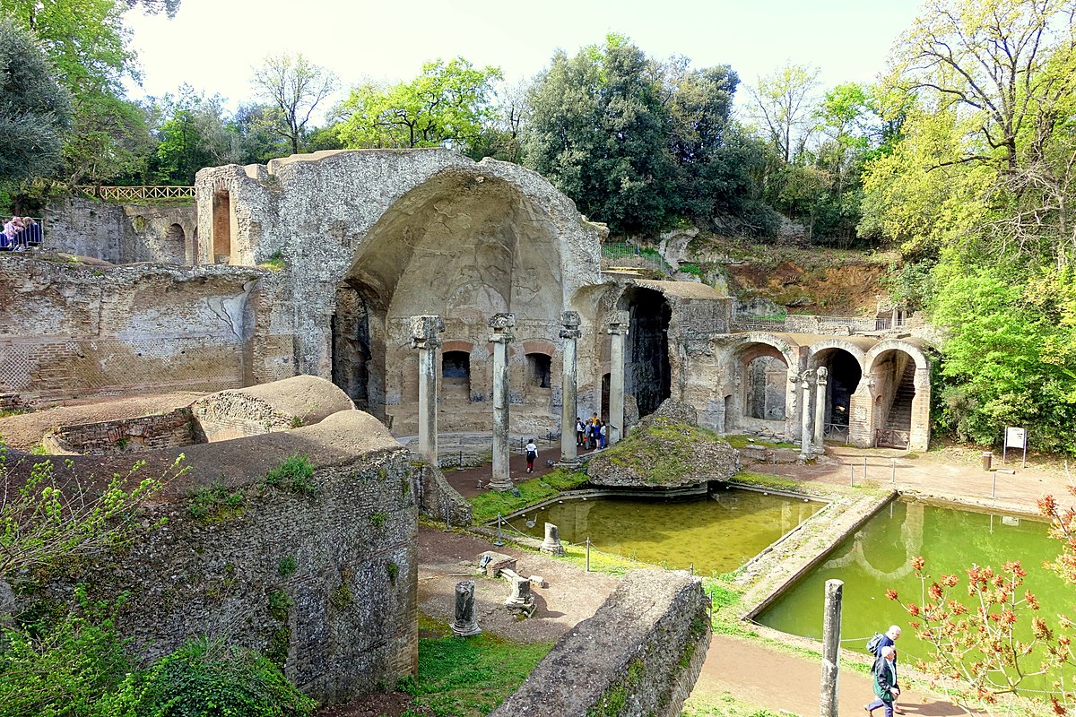 Popular Roman Buildings and Sites: Hadrian's Villa