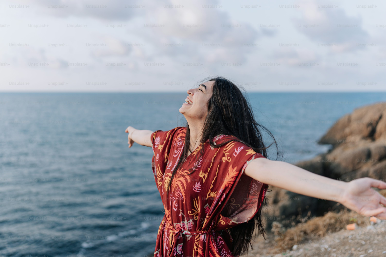 A woman enjoying her life that supports her mental wellness.