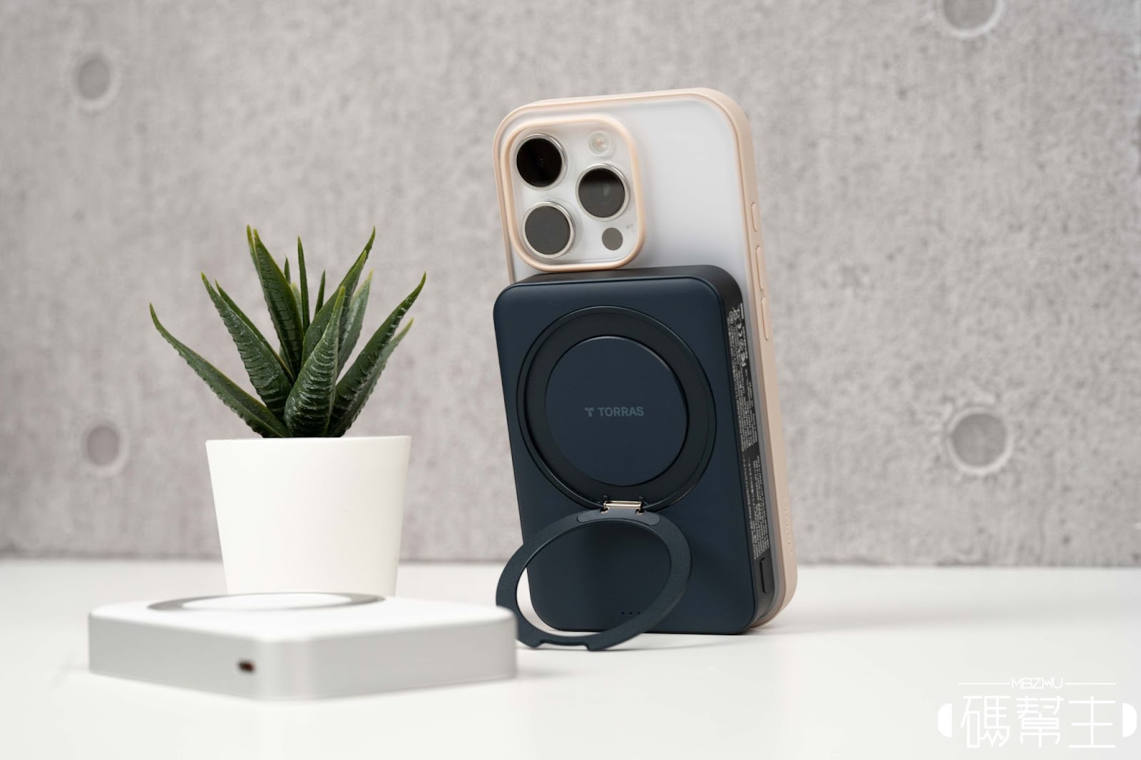市面最強 Qi2 x 360度支架磁吸行動電源l TORRAS Ostand Qi2 10000mAh 磁吸行動電源開箱 28