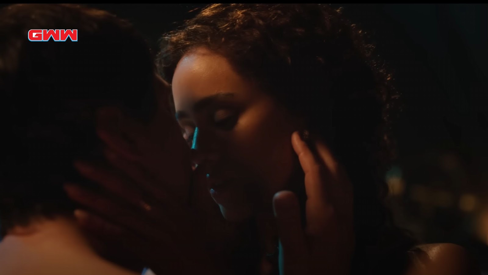 Megalopolis: Adam Driver and Nathalie Emmanuel kissing