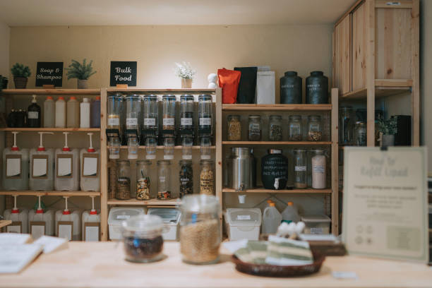 Bio-based sustainable jars for packing food items. 