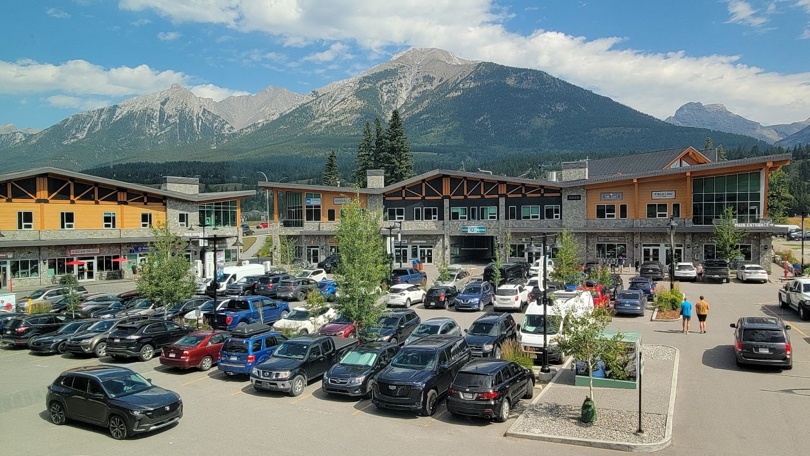 The Shops of Canmore plaza