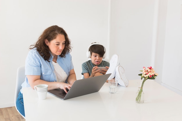 How to Find the Best Online Parenting Courses
