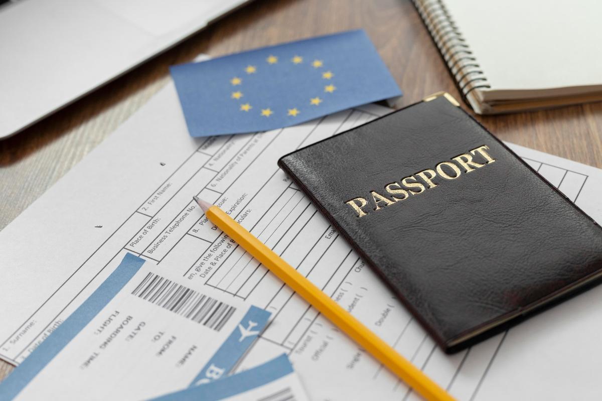 Starting in 2025, visa-exempt travellers will need ETIAS authorization to enter 30 European countries. Learn how to apply and simplify your trip