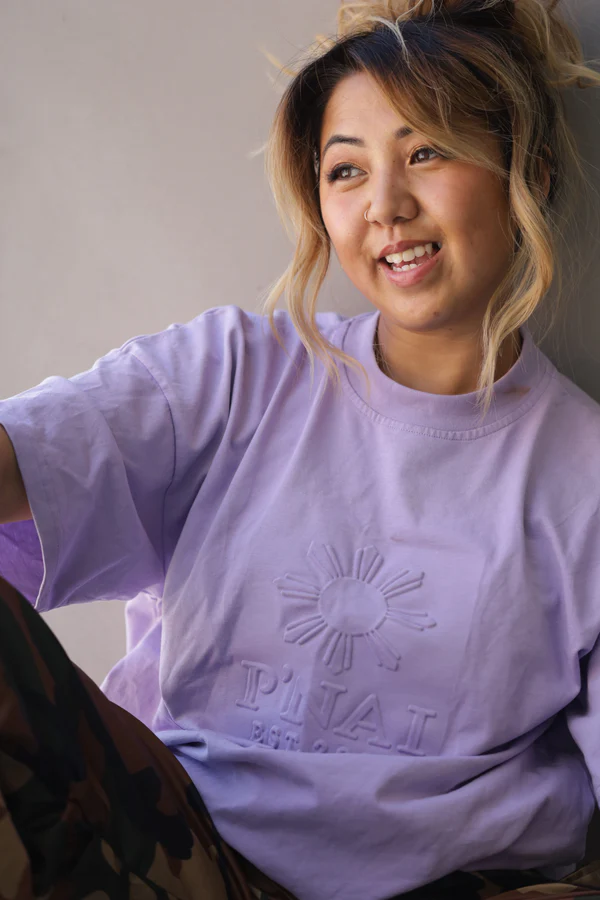 Emboss Sun Star T-shirt – Purple