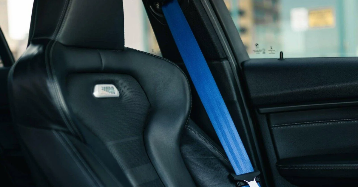 Style with Blue Seat Belt: Quality Repairs from MyAirbags