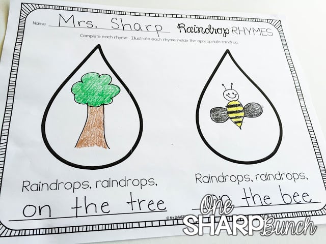 This rain poem is the perfect way to incorporate poetry activities into your daily lessons this spring! By using a poem of the week, you help build reading fluency, phonics and phonemic awareness skills, comprehension, concepts of print and more! Don’t forget to check out the great poetry writing prompt perfect for creating a copycat poem!