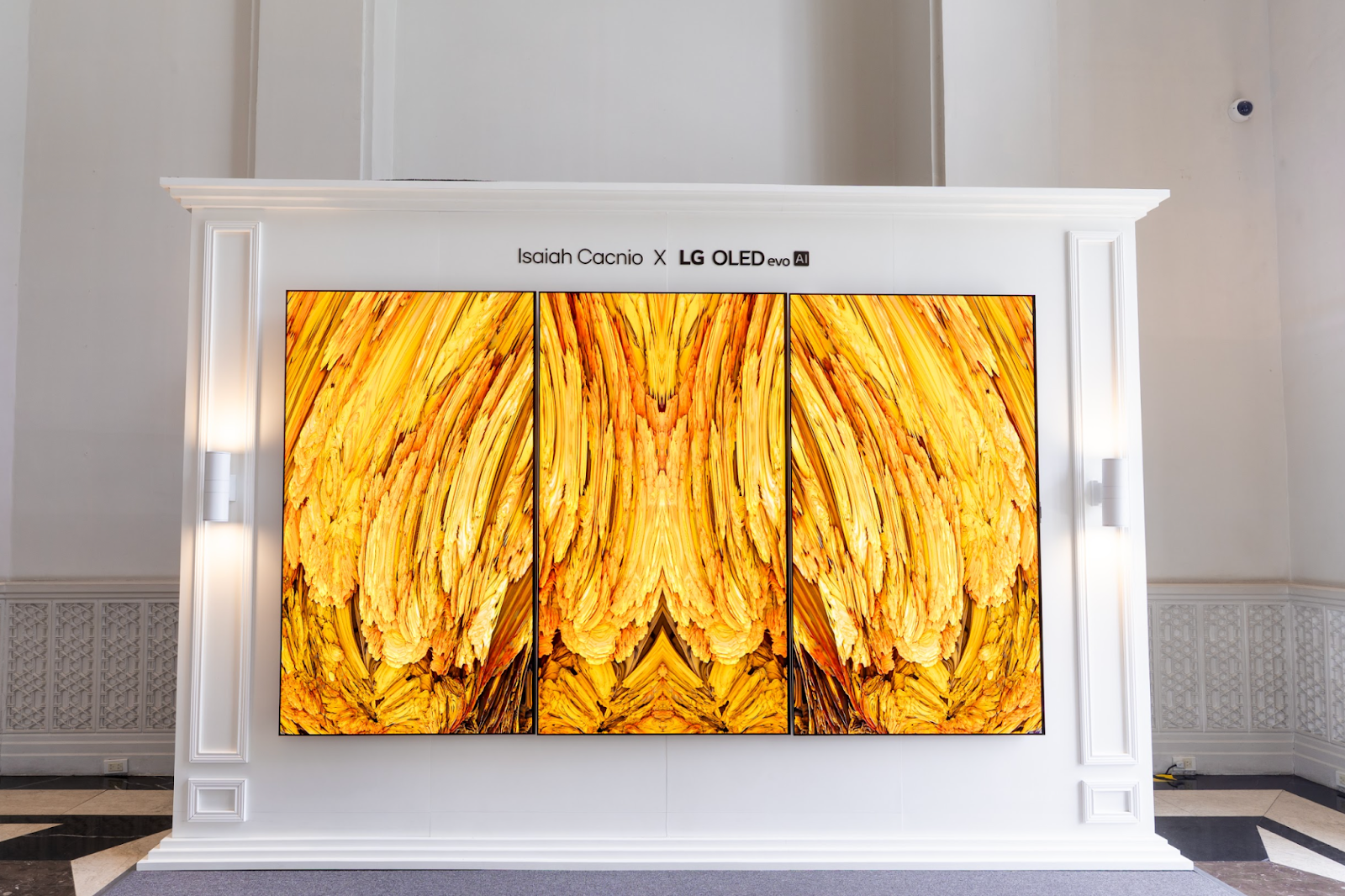 Celebrating 12 Years of OLED Excellence, LG Showcases “Fragments” by Isaiah Cacnio at the National Museum of Natural History