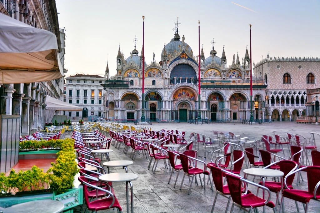 famous sights and landmarks in italy