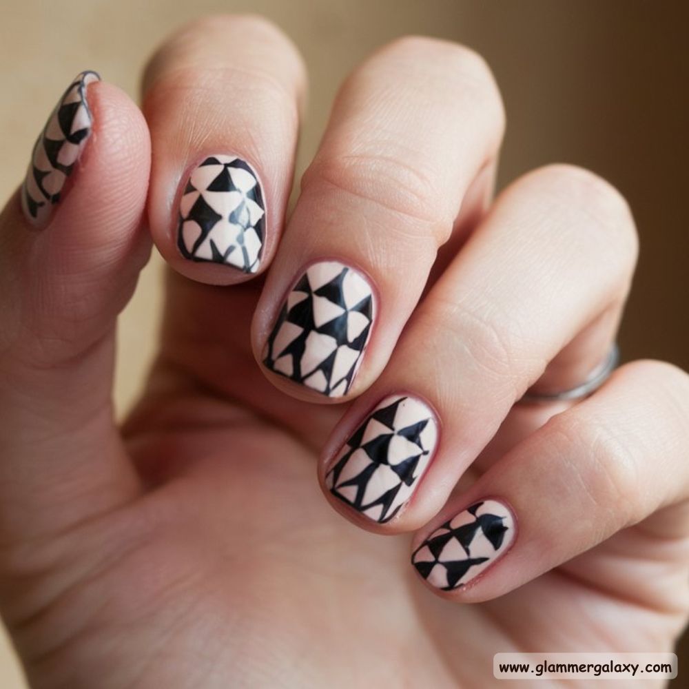 Neutral Winter Nails having Artistic Negative Space