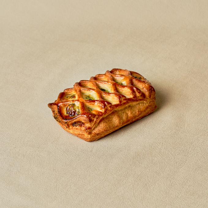 TOUS les JOURS’ Spinach Feta Danish