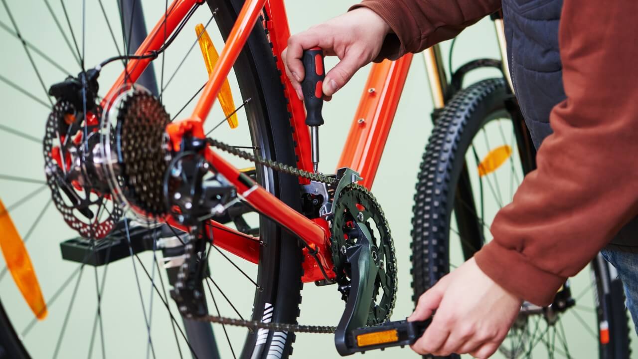 What are enduro mountain bikes