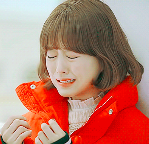 This contain and image of Park Bo Young crying 