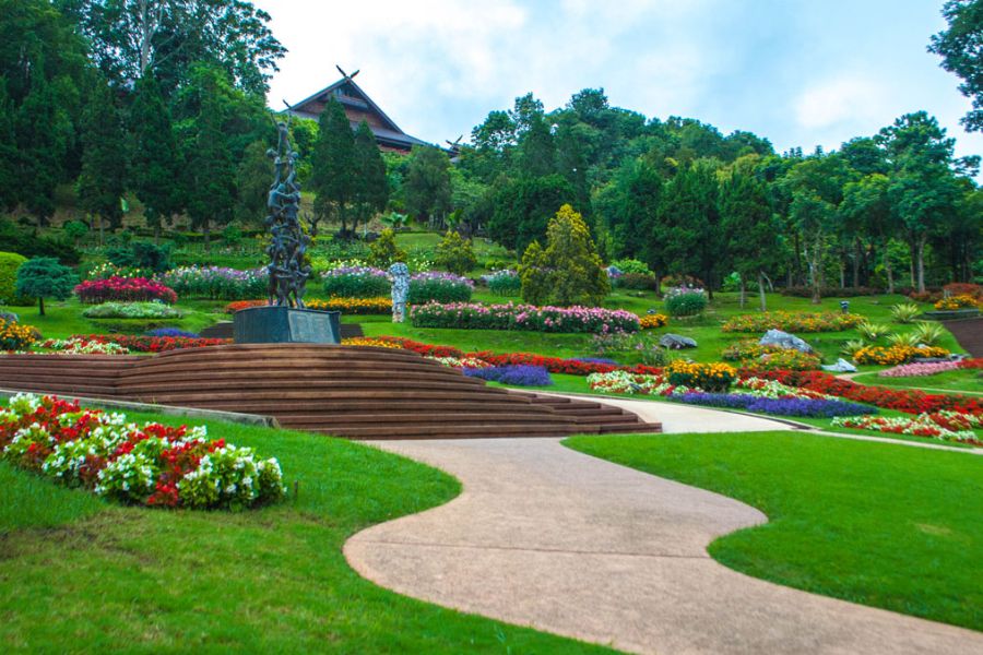 Doi Tung Royal Villa and Mae Fah Luang Garden