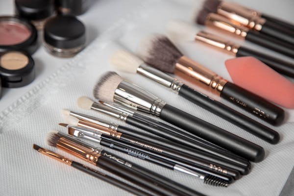 Essential Beauty Tools Every Woman Should Have