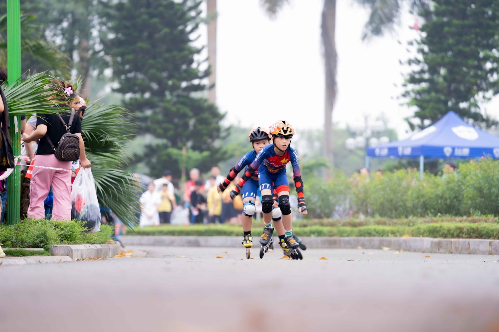 Các tiêu chí lựa chọn giày trượt patin 2 bánh chuẩn nhất