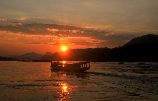 Upper Mekong Slow Boat Cruise & Luang Prabang | Amasia Travel