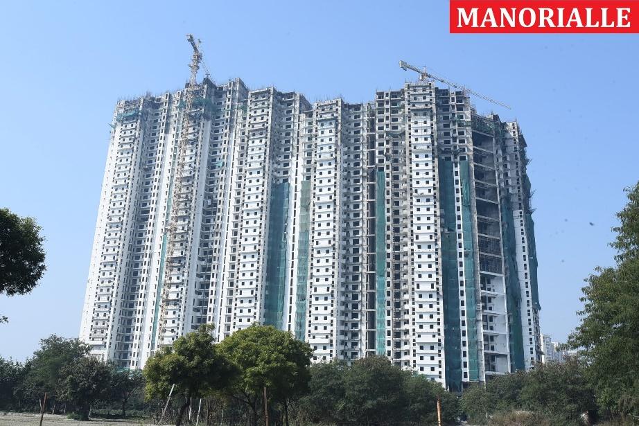 Luxury Apartments in Sector 128, Noida: Mahagun Manorialle