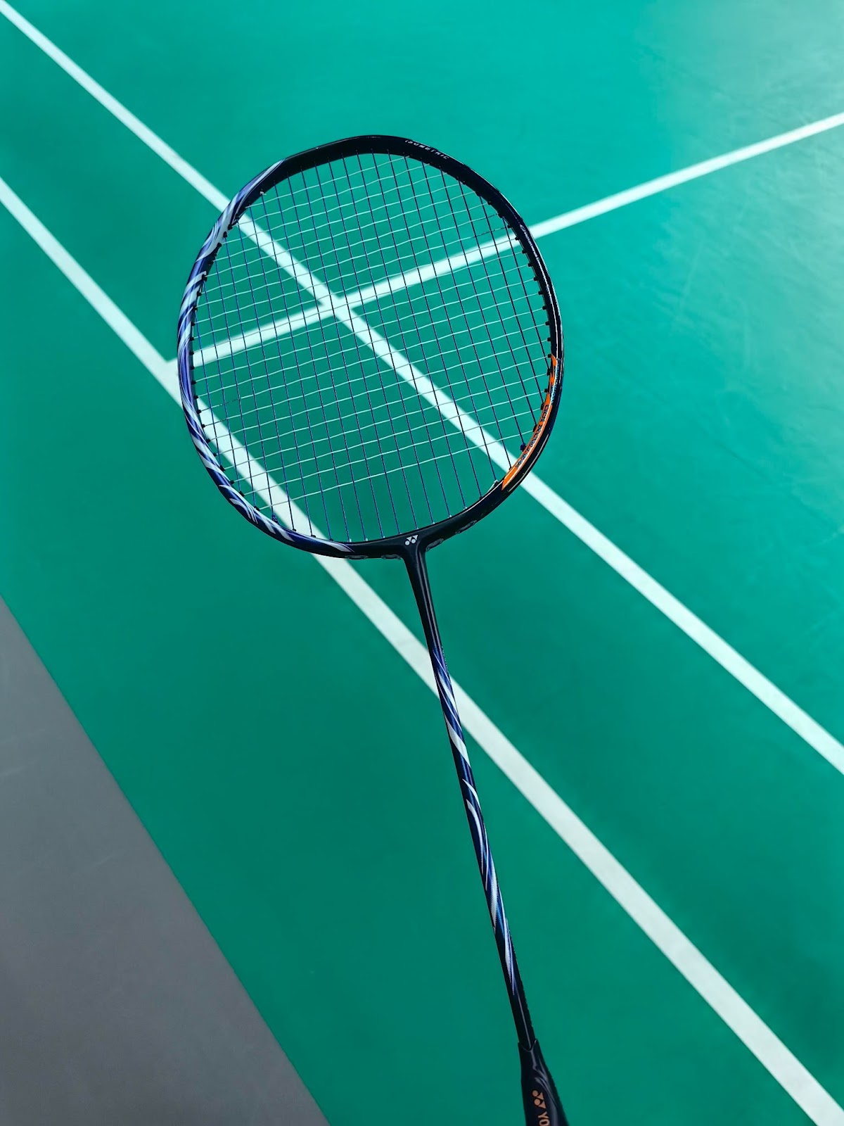 Cách chọn vợt cầu lông Yonex cho người chơi khá tốt