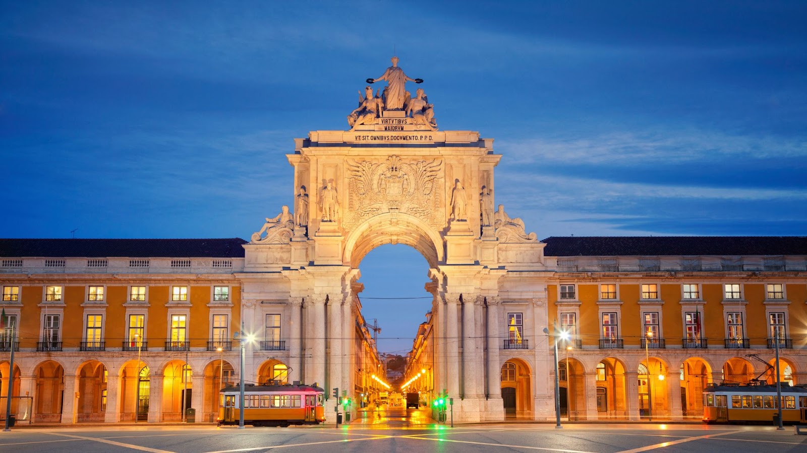 places to visit in november: portugal