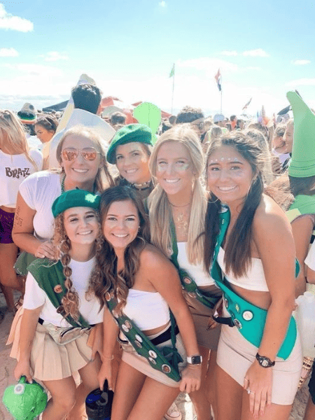 63 HOTTEST Halloween Costumes for Teenage Girls That'll Definitely Make a statement