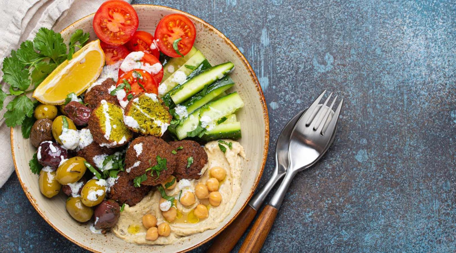 Falafel bowl from a dietitian-approved healthy restaurant in Toronto