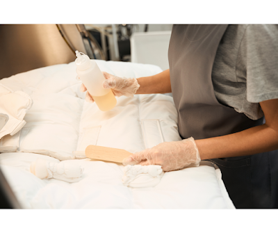 Worker Dry cleaning White cloth