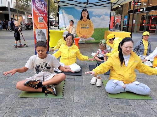 https://en.minghui.org/u/article_images/0a1464790190e4a2ef6bd879c7b8f560.jpg