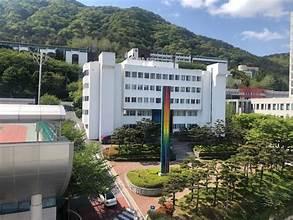 A building with a rainbow colored tower

AI-generated content may be incorrect.