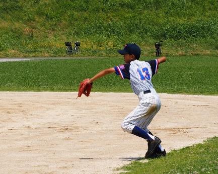 野球をしている男

AI 生成コンテンツは誤りを含む可能性があります。