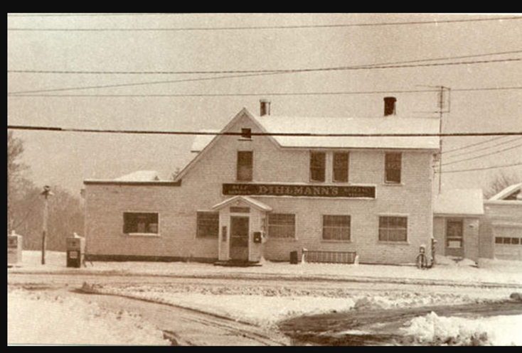 A building with snow on the ground

Description automatically generated