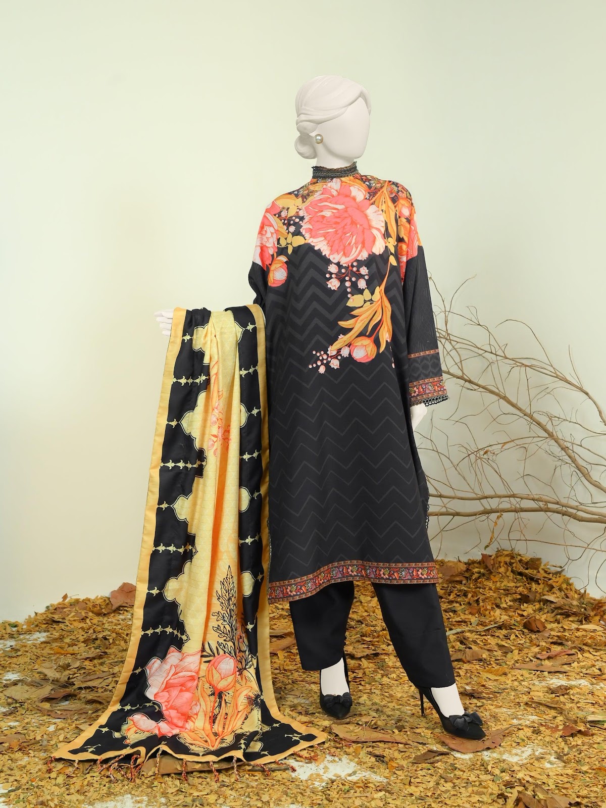 buy online Khaddar suits for women in Pakistan