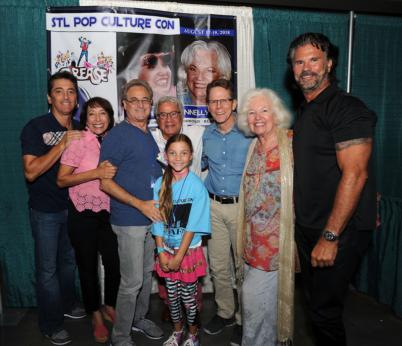 Scott Baio, Barry Pearl, Kelly Ward, Didi Conn, Bailey Baio, Lorenzo Lamas, the actress, and Michael Tucci on August 19, 2018, in St Charles, Missouri | Source: Getty Images