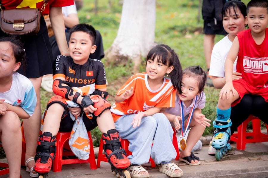 Centosy đang rất nổi tiếng với các giải đua patin chuyên nghiệp