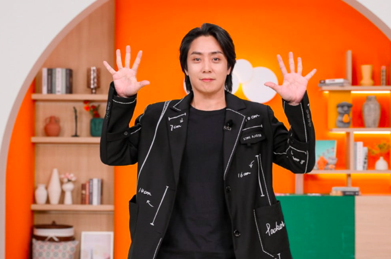 This contains an image of Eun Ji Won