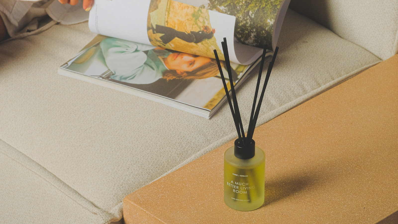 Reed diffuser Home of Humans varian A Much Better Living Room