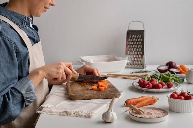 Easy Food Recipes for Beginners in the Kitchen