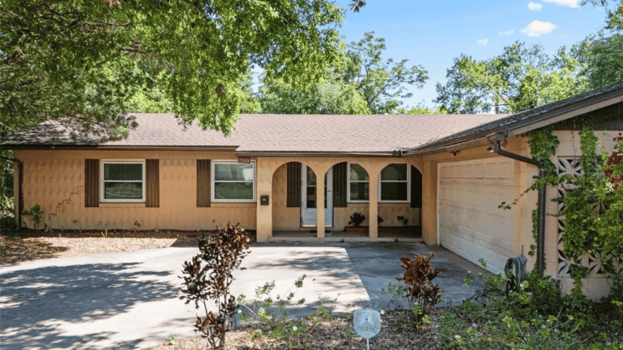 Tour This 1,540 Sq Ft Concrete Block Home with Private Pool and Spacious Backyard in Orlando, FL